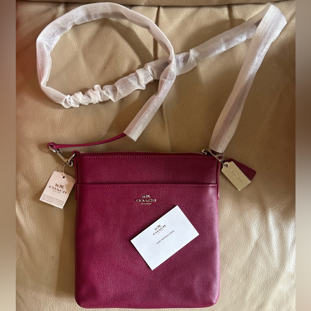 Coach CrossBody Purse Bag Vintage Burgundy Red Wine NWT